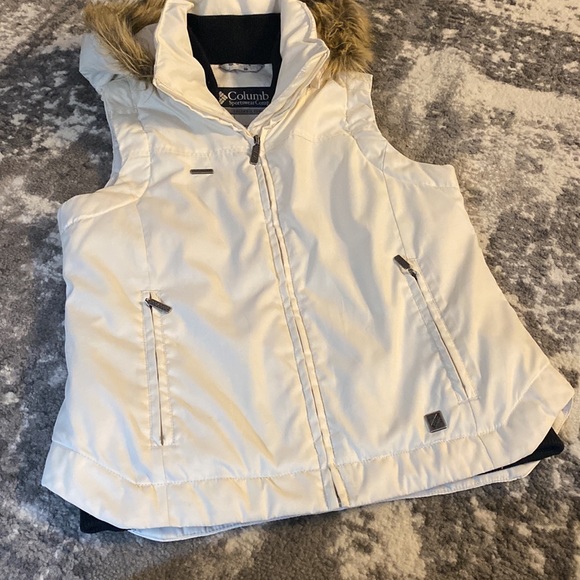 Columbia Ski Puffer Vest - Picture 3 of 14